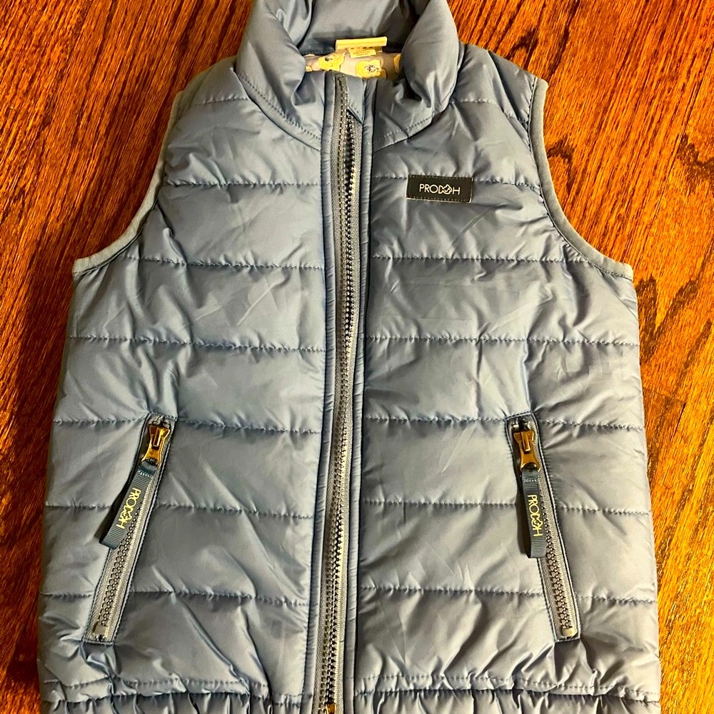 NWOT Produh vest size 5